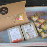 Embrulho em caixa Kraft para 2 sabonetes - Atelier do Sabão