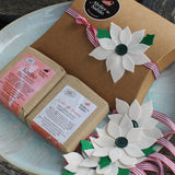 Embrulho de Natal em caixa Kraft para 2 sabonetes - Flor