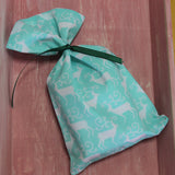 Embrulho de Natal em Tecido - Atelier do Sabão