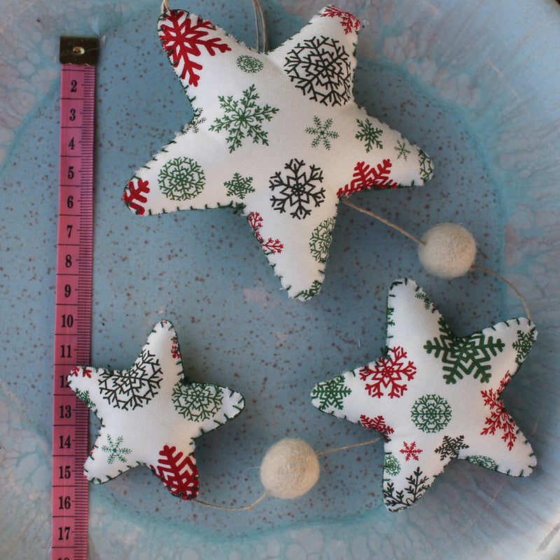 Atrapa Sonhos de Estrelas em feltro de Natal- Feito à mão - Atelier do Sabão