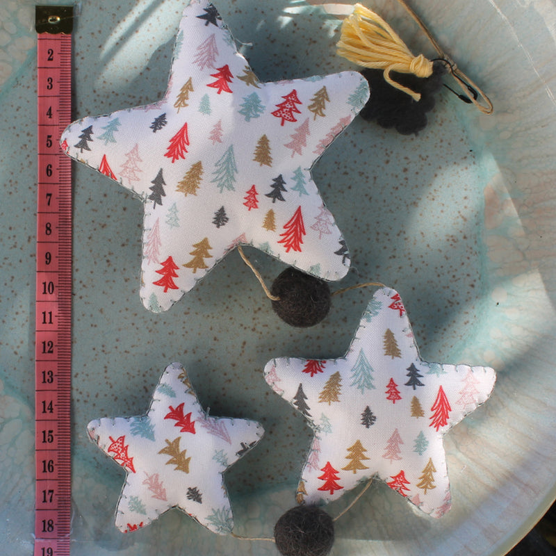 Atrapa Sonhos de Estrelas em feltro de Natal- Feito à mão - Atelier do Sabão