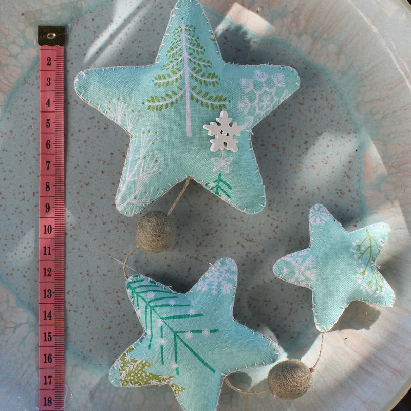 Atrapa Sonhos de Estrelas em feltro de Natal- Feito à mão - Atelier do Sabão