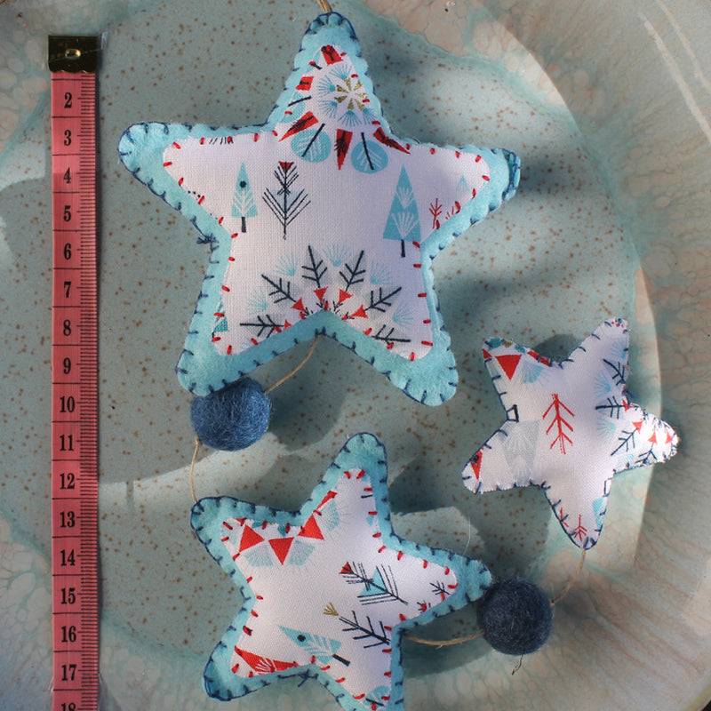 Atrapa Sonhos de Estrelas em feltro de Natal- Feito à mão - Atelier do Sabão
