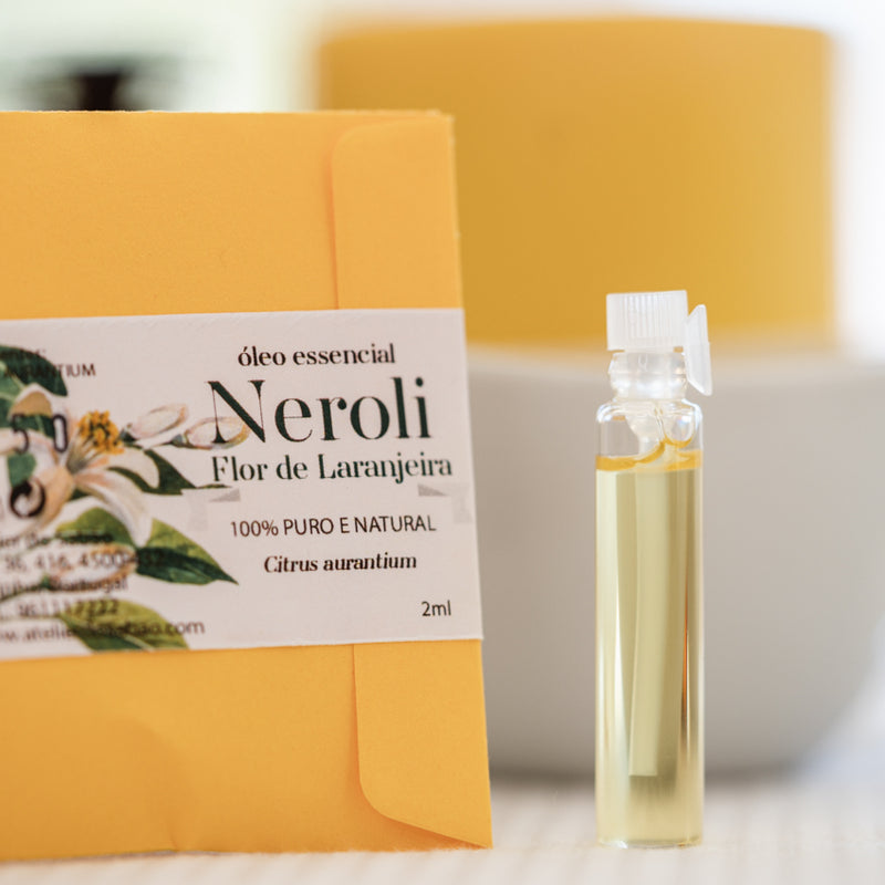 Óleo Essencial de FLOR DE LARANJEIRA - Neroli - 2 mL - Atelier do Sabão